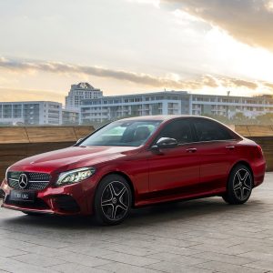Lắp cửa hít Scar cho Mercedes Benz C Class